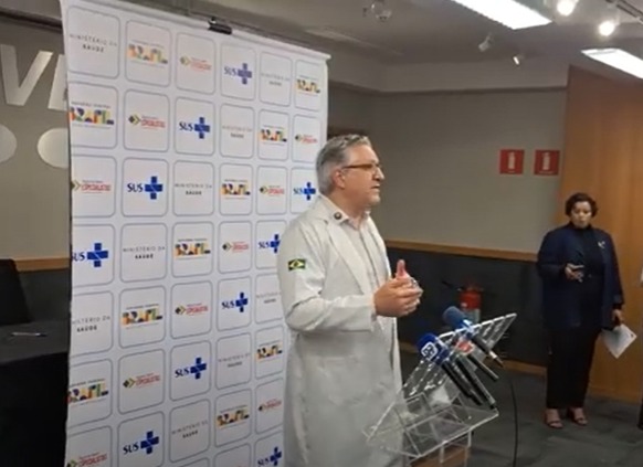 Primeiros hospitais particulares e filantrópicos aderem ao programa “Agora Tem Especialistas”