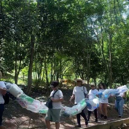 Ecobarreira é instalada no Parque Pinheirinho d’Água por participantes de curso ambiental