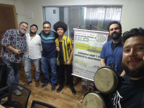 Banda Doce Camaleão apresenta seus múltiplos sons no ‘Meu Caro Amigo’