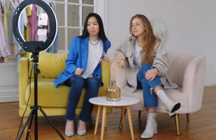 O mercado da misoginia: como o ódio contra mulheres gera lucro no ambiente digital